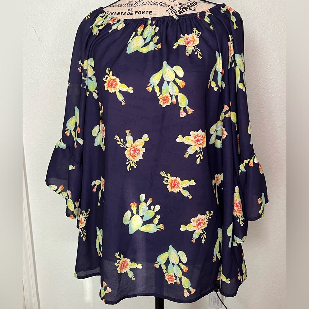 Blue Cactus Shirt🌵